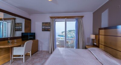 Hotel Athina Palace - izba štandard - letecký zájazd CK Turancar - Kréta, Mades