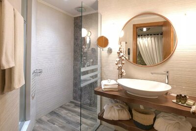 Hotel Alexandra Elegance - kúpeľňa - zájazd CK TURANCAR