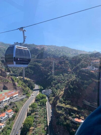 CK Turancar, Letecký poznávací zájazd, Portugalsko, Madeira, Lanovka vo Funchal na Monte