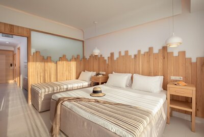 Hotel Arina Beach- letecký záber -letecký zájazd CK Turancar-Kréta-Agia Marina
