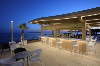Hotel Arina Beach- letecký záber -letecký zájazd CK Turancar-Kréta-Agia Marina