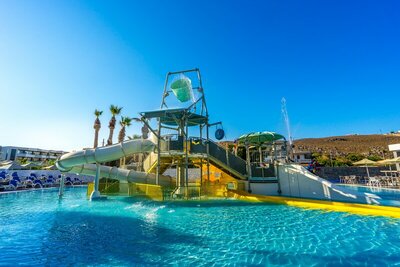 Hotel Arina Beach- letecký záber -letecký zájazd CK Turancar-Kréta-Agia Marina