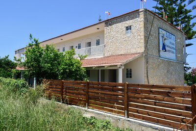 Dias apartments-apartmánový dom-letecký zájazd CK Turancar-Kréta-Kavros