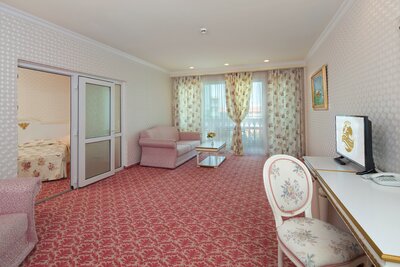 Hotel Planeta, Bulharsko s CK Turancar