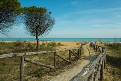 Bibione na jadranskom pobreží severného Talianska - dovolenkový raj pre rodiny s deťmi a cyklistov