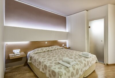 Elina hotel Apartments-hotel-letecký zájazd CK Turancar-Kréta-Rethymno