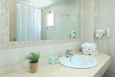 Hotel Marilena- hotel -letecký zájazd CK Turancar-Kréta-Amoudara