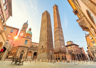 Poznávacie zájazdy CK Turancar, Bologna a San Maríno s kúpaním, Bologna, Due Torri (Dve veže)