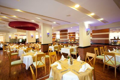 Limak Arcadia Resort - reštaurácia - letecký zájazd CK Turancar - Turecko, Belek 