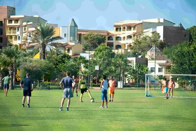 Limak Arcadia Resort - futbalové ihrisko - letecký zájazd CK Turancar - Turecko, Belek 