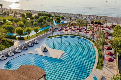 Hotel Esperos Palace - bazén - letecký zájazd CK Turancar (Rodos, Faliraki)
