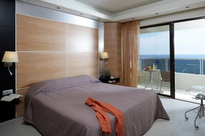 Hotel Esperos Mare - rodinná izba s bočným výhľadom na more - letecký zájazd CK Turancar (Rodos, Faliraki)