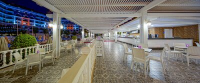 Diamond Premium Hotel & Spa - pool bar - letecký zájazd CK Turancar - Turecko, Titreyengöl 