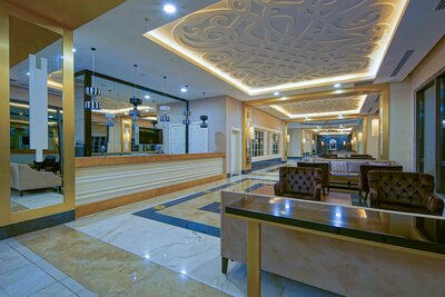 Diamond Premium Hotel & Spa - lobby bar- letecký zájazd CK Turancar - Turecko, Titreyengöl