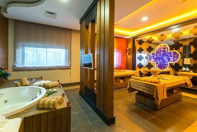 Diamond Premium Hotel & Spa - wellness - letecký zájazd CK Turancar - Turecko, Titreyengöl