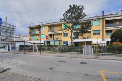 Rezidencia MARE, zájazdy autobusovou a individuálnou dopravou CK TURANCAR , Taliansko, CAORLE