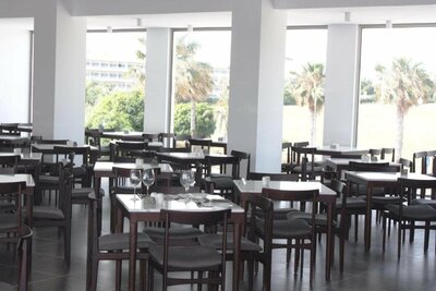 Amphora Hotel Suites - reštaurácia - letecký zájazd CK Turancar - Cyprus, Paphos