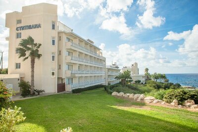 Cynthiana Beach Hotel - hotel - letecký zájazd CK Turancar - Cyprus, Paphos