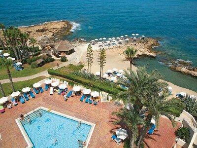 Cynthiana Beach Hotel - pláž - letecký zájazd CK Turancar - Cyprus, Paphos