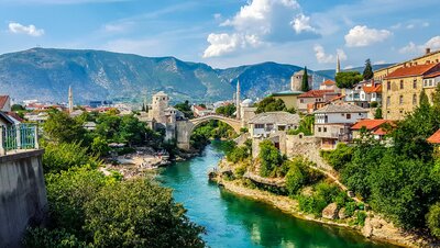 CK Turancar, autobusový poznávací zájazd, Balkán, Bosna a Hercegovina, Mostar - starý most a panoráma mesta