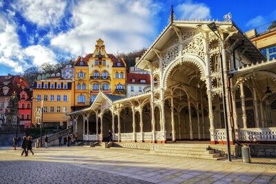 CK Turancar, autobusový poznávací zájazd, Zlatý český trojuholník, Karlovy Vary, centrum mesta