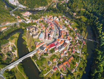 CK Turancar, autobusový poznávací zájazd, Zlatý český trojuholník, Loket, centrum mesta