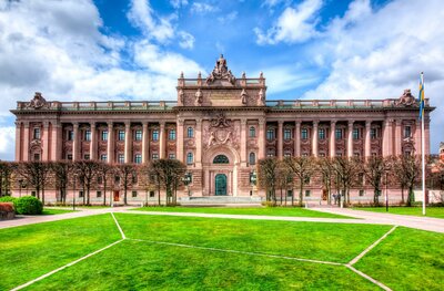 CK Turancar, Letecký poznávací zájazd, Švédsko, Štokholm, parlament Riksdag