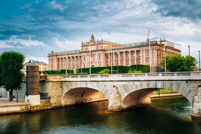 CK Turancar, Letecký poznávací zájazd, Švédsko, Štokholm, parlament Riksdag