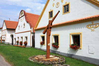 CK Turancar, autobusový poznávací zájazd, Česko a Rakúsko, Holašovice - tradičná architektúra
