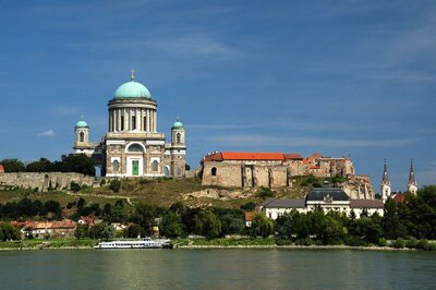 CK Turancar, autobusový poznávací zájazd, Maďarsko - klobásový festival, Ostrihom - Bazilika sv. Štefana