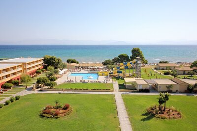 Hotel Messonghi Beach - bazén - letecký zájazd CK Turancar - Korfu, Messonghi