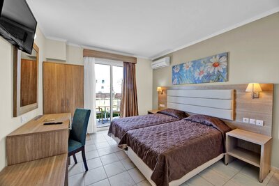 Hotel Messonghi Beach - letecký zájazd CK Turancar - Korfu, Messonghi