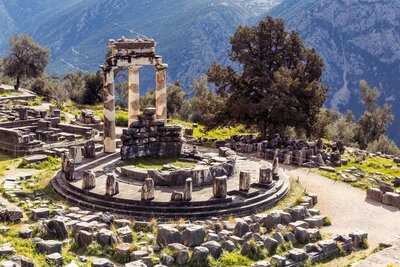 Kombinovaný poznávací zájazd- Veľký okruh Gréckom-Delfy-Tholos