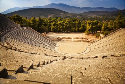 Letecký poznávací zájazd, Veľký okruh Gréckom, Epidavros