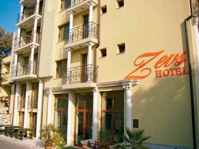 Hotel Zeus - hotel - individuálna a autokarová doprava - Bulhrasko- Pomorie