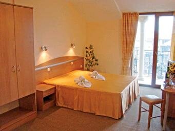 Hotel Zeus - izba - individuálna a autokarová doprava - Bulhrasko- Pomorie