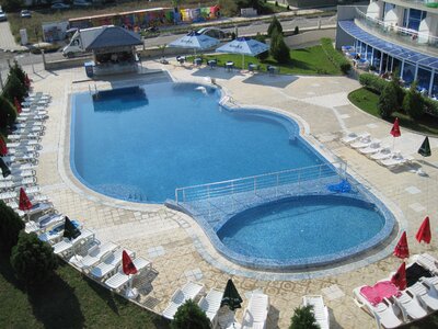 Hotel Queen Nelly - bazén - letecký a autobusový zájazd CK Turancar - Bulharsko, Primorsko
