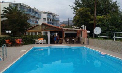 Aparthotel Maria -bazén - letecká zájazd CK Turancar (Thasos, Potos)