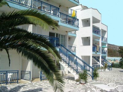 Aparthotel Maria - areál - letecká zájazd CK Turancar (Thasos, Potos)