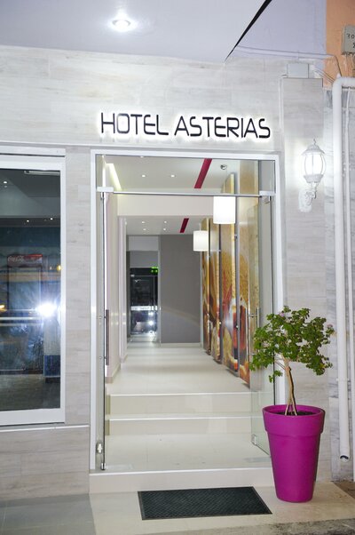 Hotel Asterias - vstup - letecký zájazd CK Turancar (Thasos, Limenaria)
