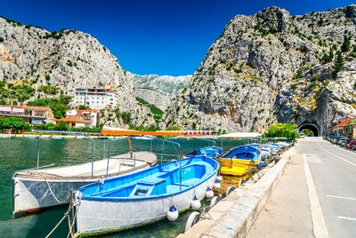 hotel Brzet - mesto Omiš - autobusový zájazd CK Turancar - Chorvátsko, Omiš