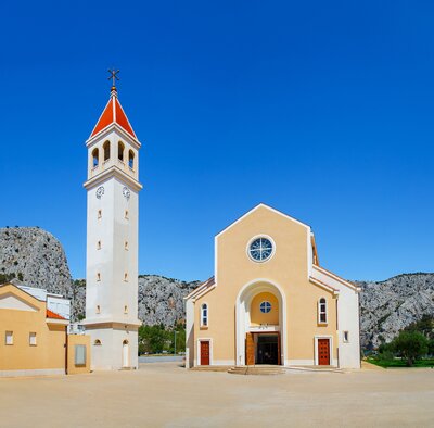 hotel Brzet - mesto Omiš - autobusový zájazd CK Turancar - Chorvátsko, Omiš