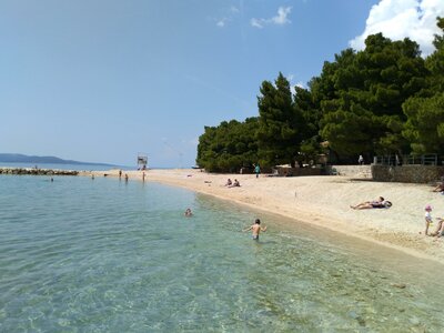 hotel Biokovka - pláž - autobusový zájazd CK Turancar - Chorvátsko, Makarska