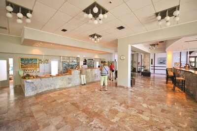 hotel Biokovka - recepcia - autobusový zájazd CK Turancar - Chorvátsko - Makarska