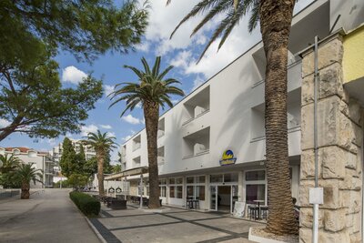 hotel Palma - autobusový zájazd CK Turancar - Chorvátsko - Makarska