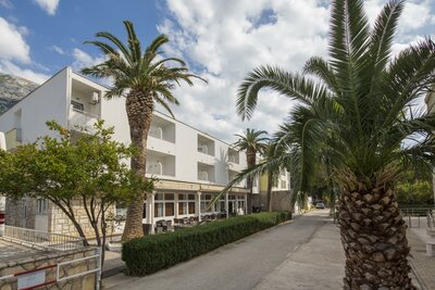 hotel Palma - autobusový zájazd CK Turancar - Chorvátsko - Makarska