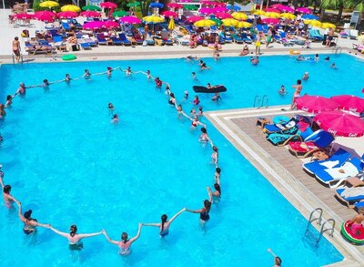 Hotel Eftalia Resort - bazén - letecký zájazd CK Turancar - Turecko, Konakli