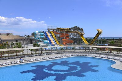 Hotel Sunmelia Beach Resort & Spa - bazén - letecký zájazd CK Turancar - Turecko, Kizilagac