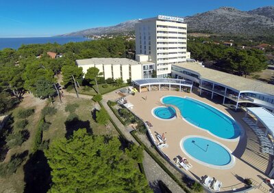 Hotel Bluesun  Alan - hotel  - individuálny zájazd CK Turancar - Chorvátsko - Starigrad Paklenica