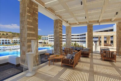 Hotel Princess Andriana - terasa lobby baru - letecký zájazd CK Turancar (Rodos, Kiotari)